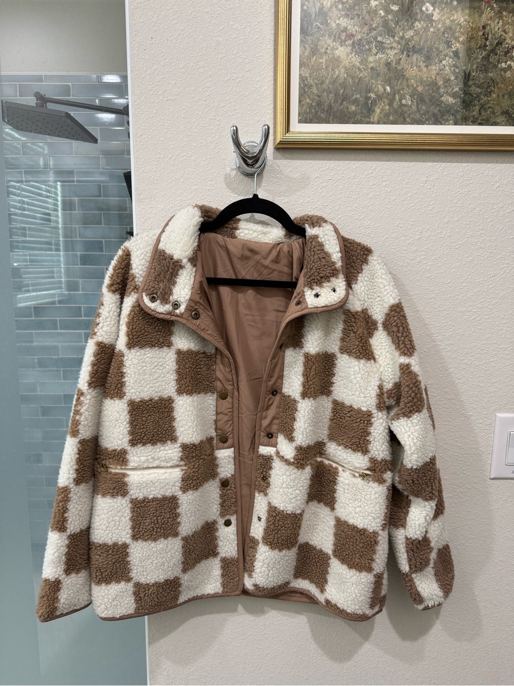 NWOT Women’s Checkered Sherpa Jacket - Cream & Brown in Medium